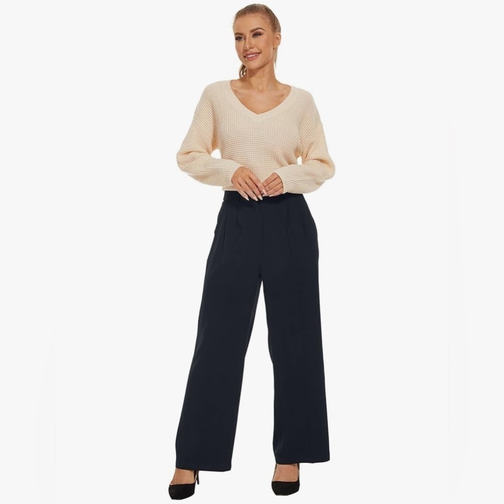Elegant Black Wide-Leg Pants
Elastic back & Zipper Front
Dark navy Super soft
